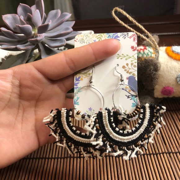 Handmade earring - Picture 7 of 9